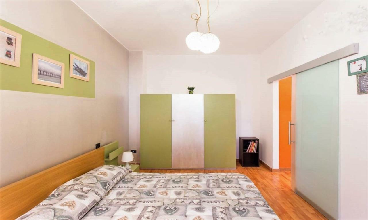 Isola Lagosta Apartment Milão Exterior foto